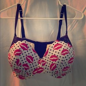 Cacique hugs and kisses 40DDD bra